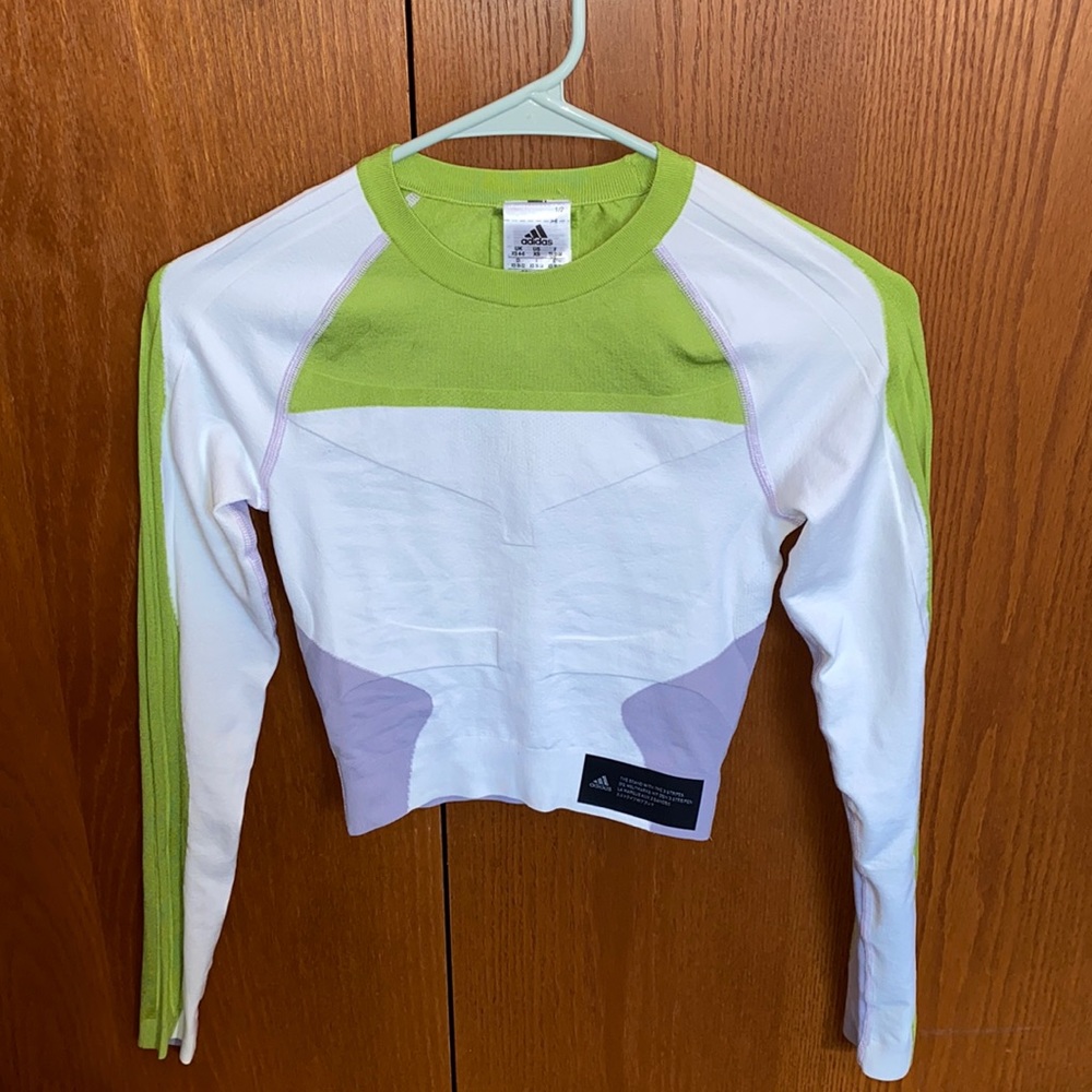 Size XS women’s adidas long sleeve shirt